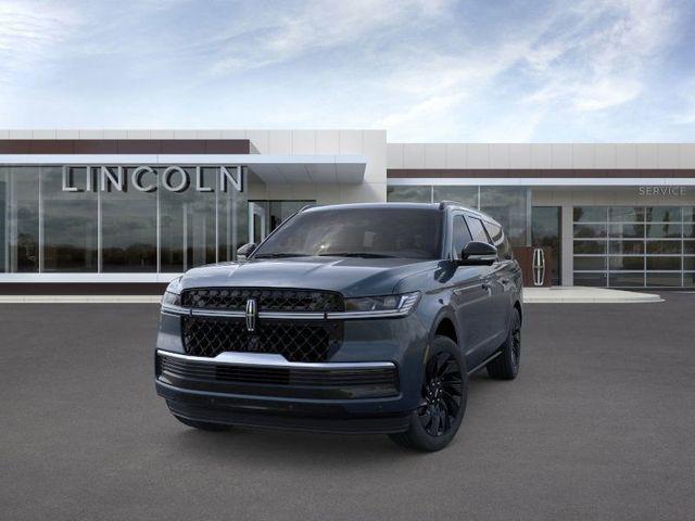 new 2025 Lincoln Navigator car, priced at $110,825