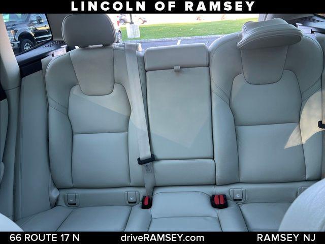 used 2023 Volvo XC60 car, priced at $29,670