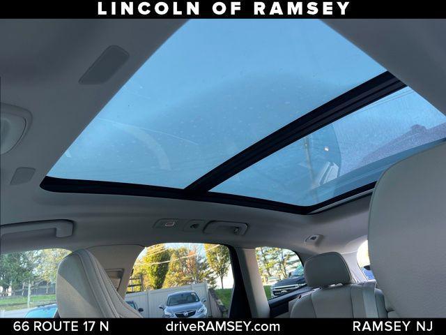 used 2023 Volvo XC60 car, priced at $29,670