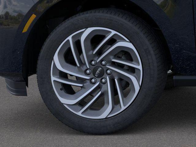 new 2025 Lincoln Navigator car, priced at $106,545