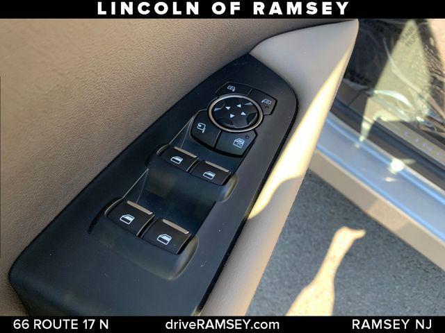 used 2021 Lincoln Nautilus car, priced at $31,489