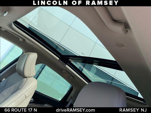 used 2021 Lincoln Nautilus car, priced at $31,489