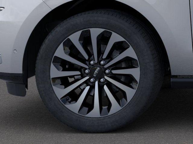 new 2024 Lincoln Navigator car, priced at $84,364