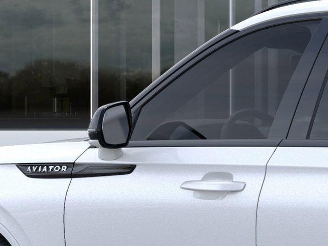 new 2025 Lincoln Aviator car, priced at $60,009