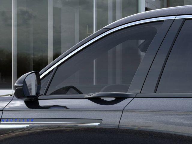 new 2025 Lincoln Nautilus car, priced at $51,636