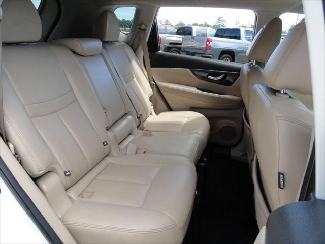 used 2016 Nissan Rogue car, priced at $15,995