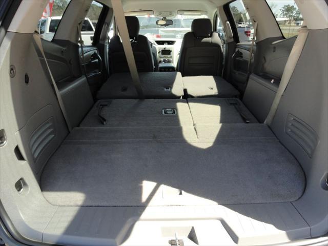 used 2015 Chevrolet Traverse car, priced at $12,995