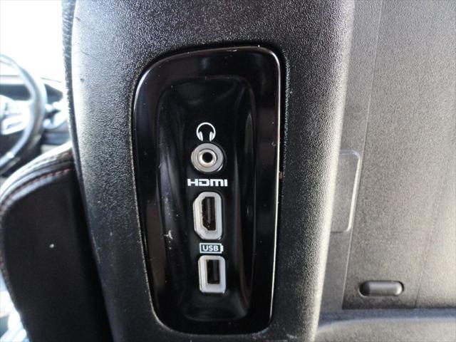 used 2018 Chrysler Pacifica car, priced at $15,995