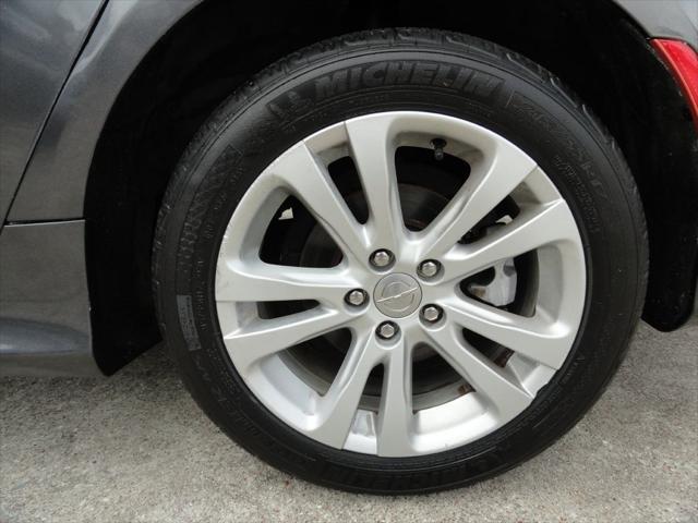 used 2015 Chrysler 200 car, priced at $12,995
