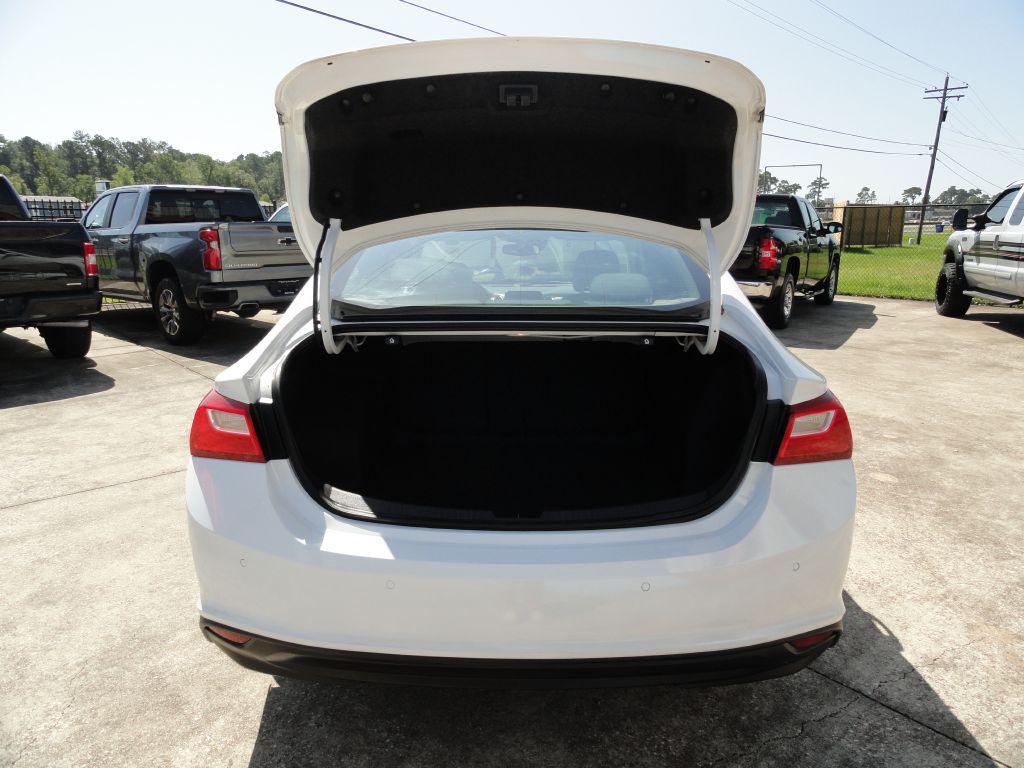 used 2018 Chevrolet Malibu car, priced at $17,995