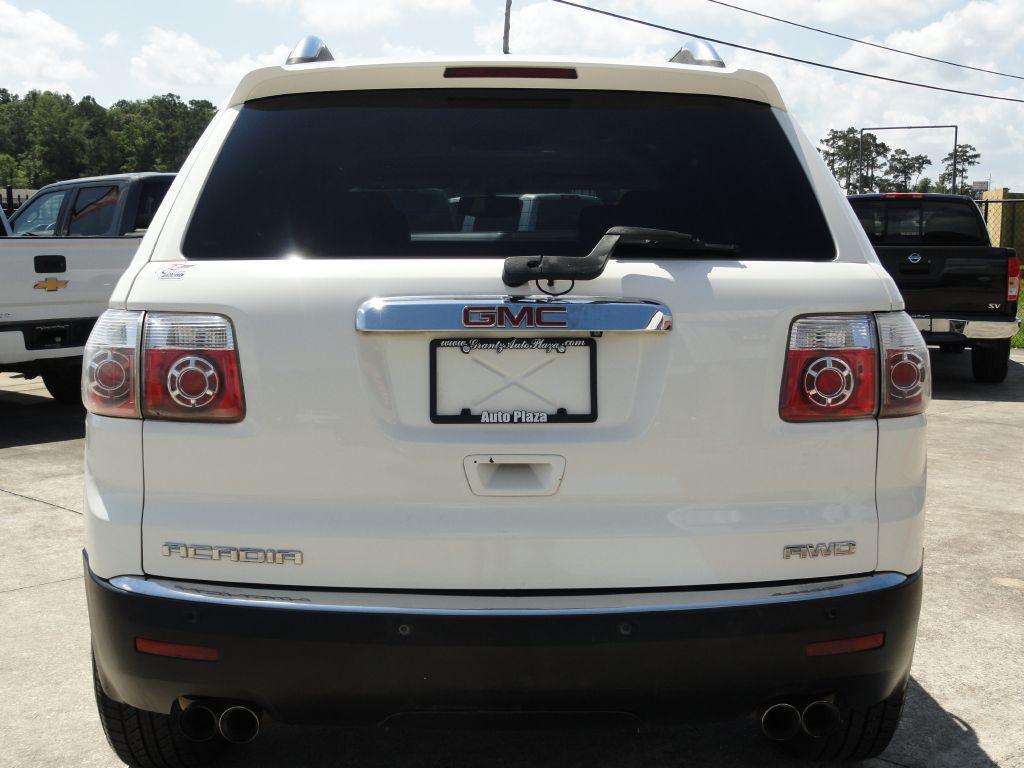 used 2009 GMC Acadia car, priced at $9,995