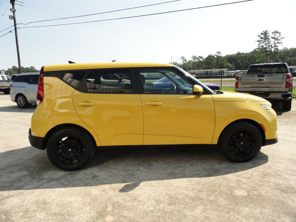 used 2020 Kia Soul car, priced at $13,995