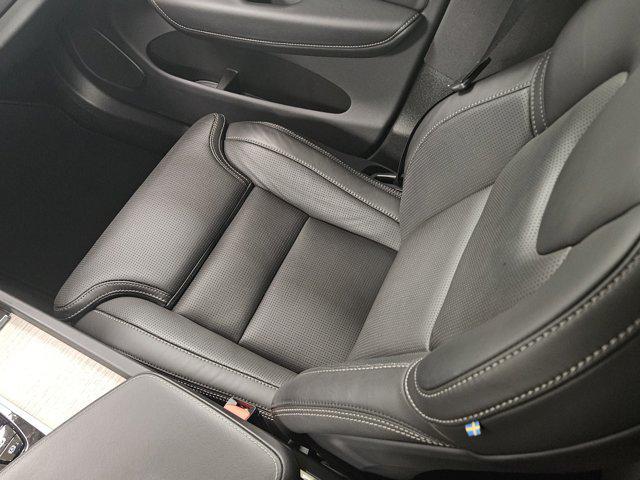 used 2022 Volvo XC60 car, priced at $38,988