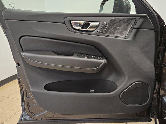 used 2022 Volvo XC60 car, priced at $38,988
