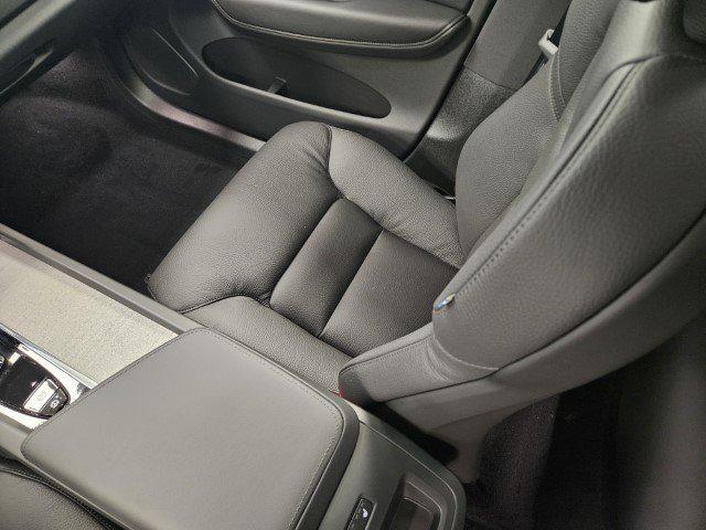 new 2025 Volvo XC60 car, priced at $55,360