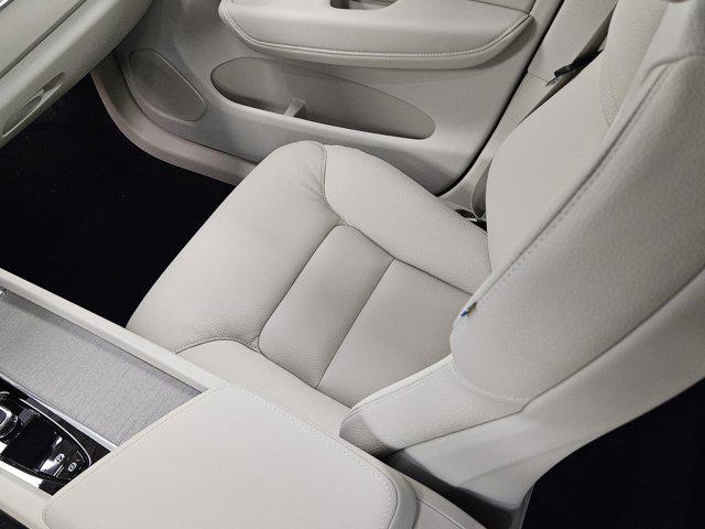 new 2025 Volvo XC60 car, priced at $56,550