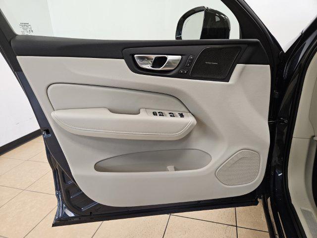 new 2025 Volvo XC60 car, priced at $55,345