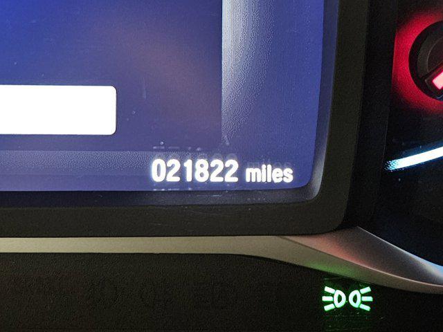 used 2022 Honda Pilot car, priced at $34,495