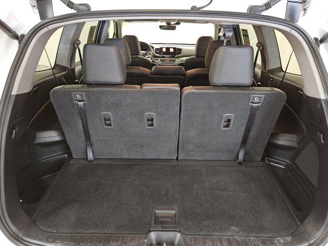 used 2022 Honda Pilot car, priced at $34,495