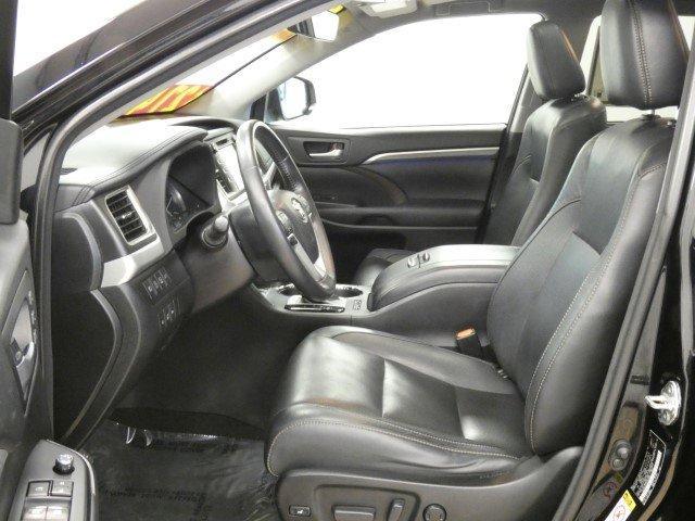 used 2017 Toyota Highlander car, priced at $27,895