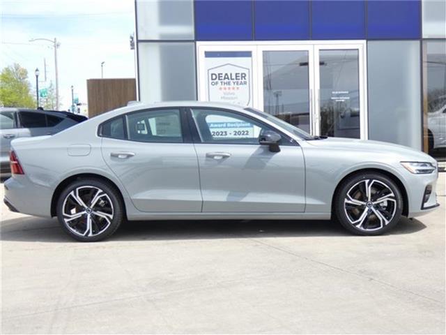 new 2024 Volvo S60 car, priced at $41,395