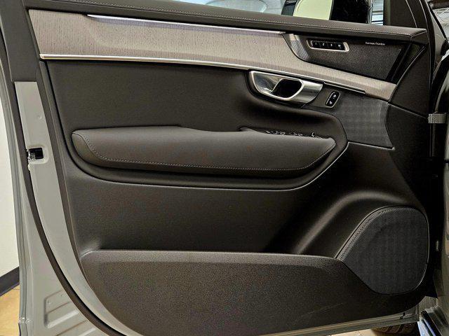 new 2026 Volvo XC90 car, priced at $73,565