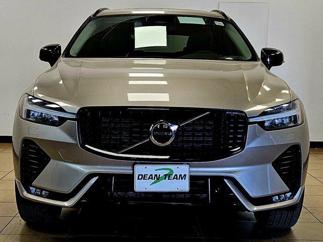 new 2025 Volvo XC60 car, priced at $51,450