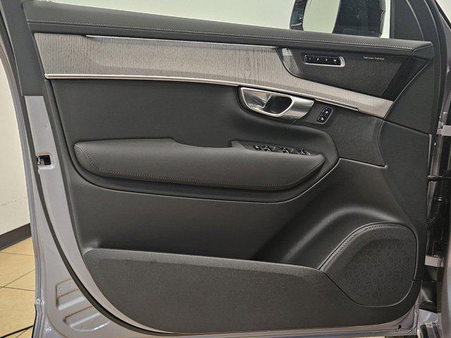 new 2026 Volvo XC90 car, priced at $75,730