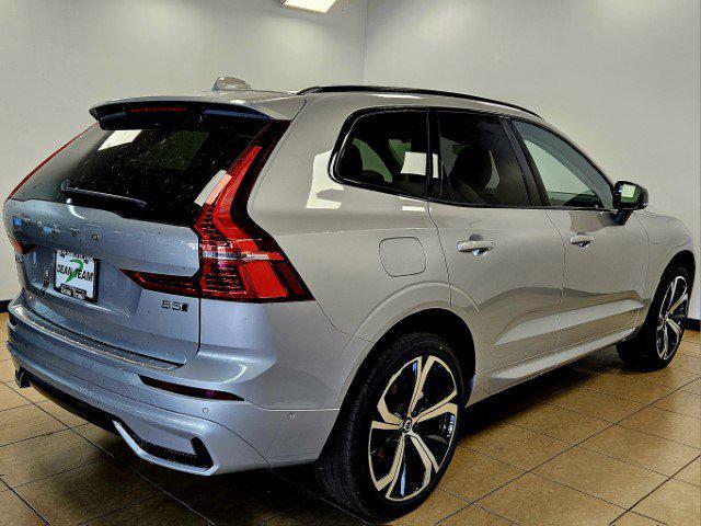 new 2025 Volvo XC60 car, priced at $61,025