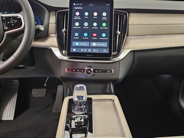 new 2025 Volvo XC90 car, priced at $65,605