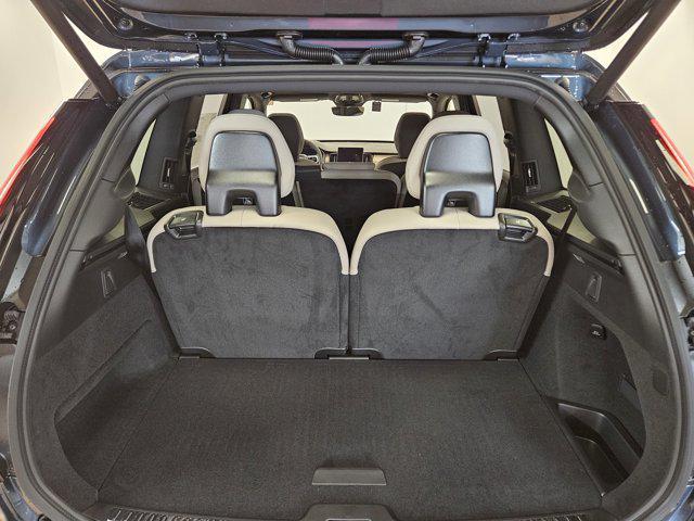 new 2025 Volvo XC90 car, priced at $65,605