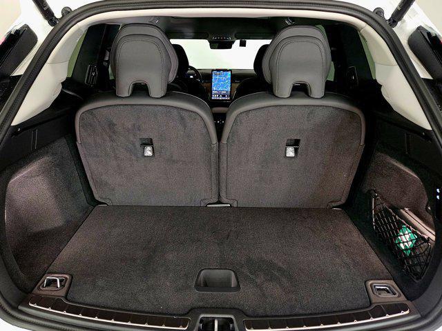 new 2025 Volvo EX90 car, priced at $86,299