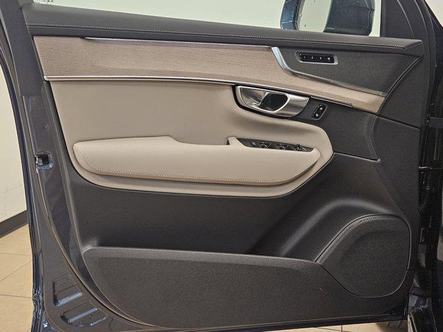 new 2026 Volvo XC90 car, priced at $62,345