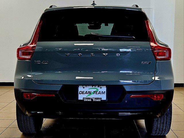 new 2025 Volvo XC40 car, priced at $48,335