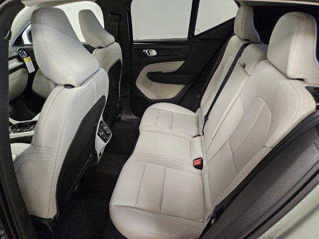new 2025 Volvo XC40 car, priced at $48,335