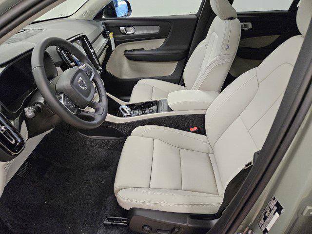 new 2025 Volvo XC40 car, priced at $48,335