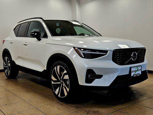 new 2025 Volvo XC40 car, priced at $50,825