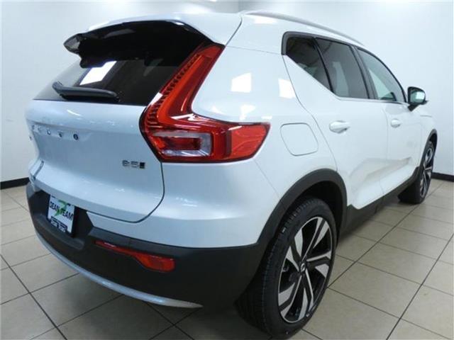 new 2024 Volvo XC40 car, priced at $50,160