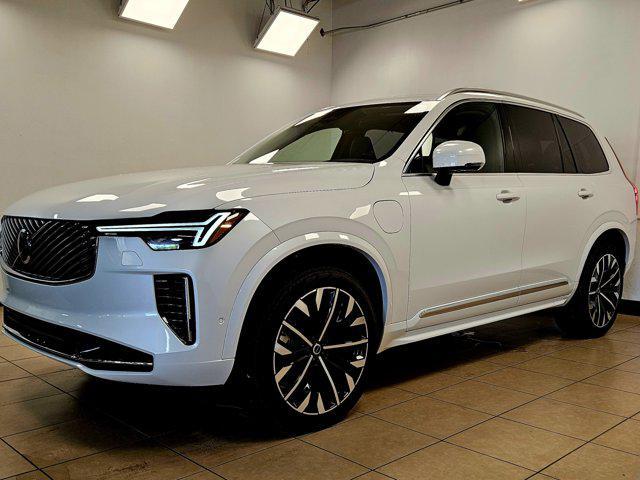 new 2025 Volvo XC90 Plug-In Hybrid car, priced at $82,755