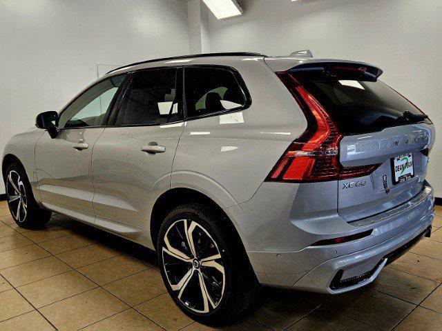 new 2025 Volvo XC60 car, priced at $66,025