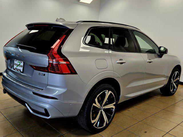 new 2025 Volvo XC60 car, priced at $66,025