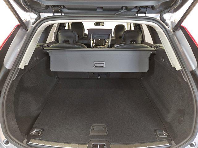 new 2026 Volvo XC60 car, priced at $58,015