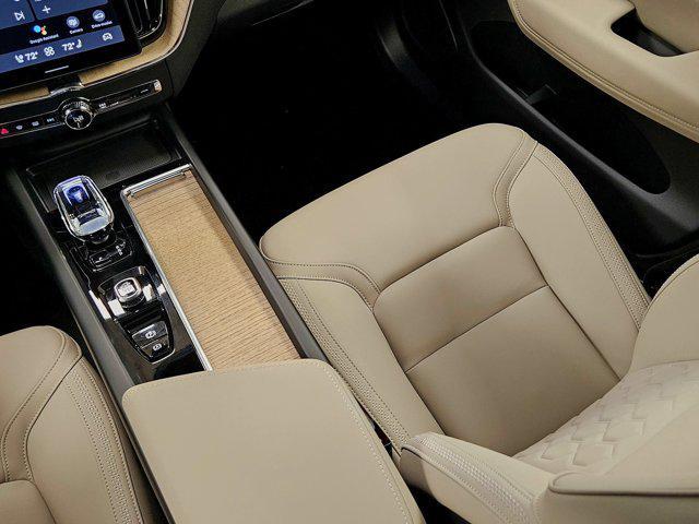 new 2026 Volvo XC60 car, priced at $58,200