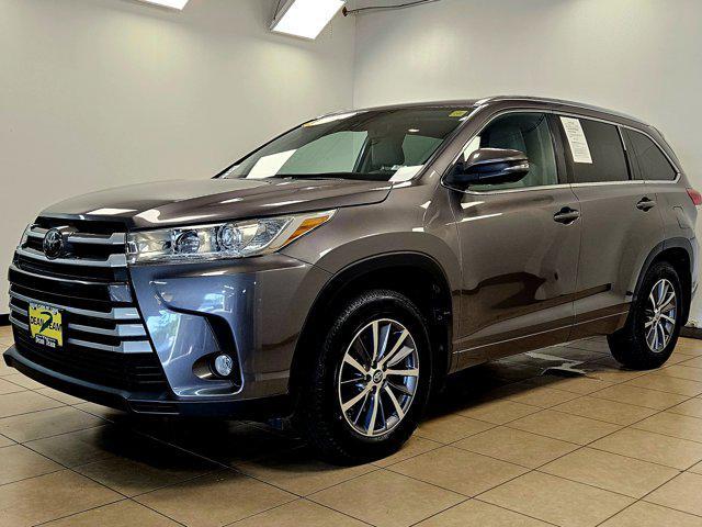 used 2018 Toyota Highlander car, priced at $27,988