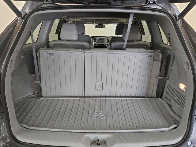 used 2018 Toyota Highlander car, priced at $27,988