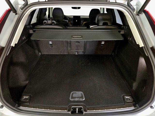 new 2026 Volvo XC60 car, priced at $58,015