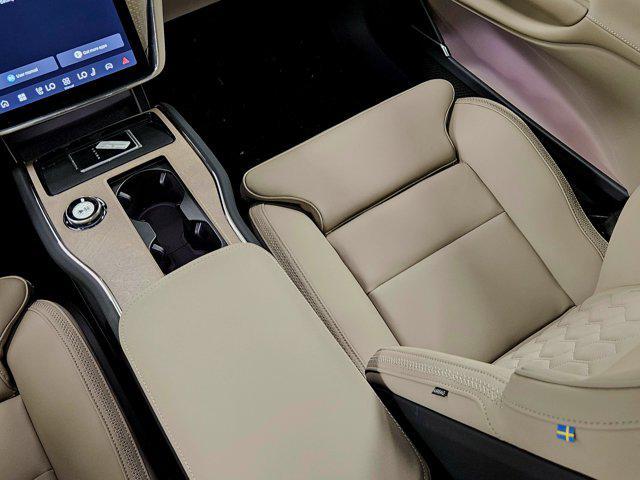 new 2025 Volvo EX90 car, priced at $88,840