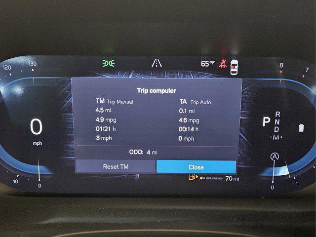 new 2025 Volvo XC60 car, priced at $51,100
