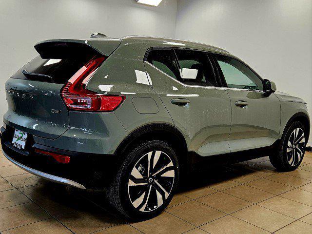 new 2025 Volvo XC40 car, priced at $51,550