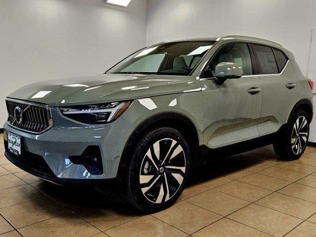 new 2025 Volvo XC40 car, priced at $51,550